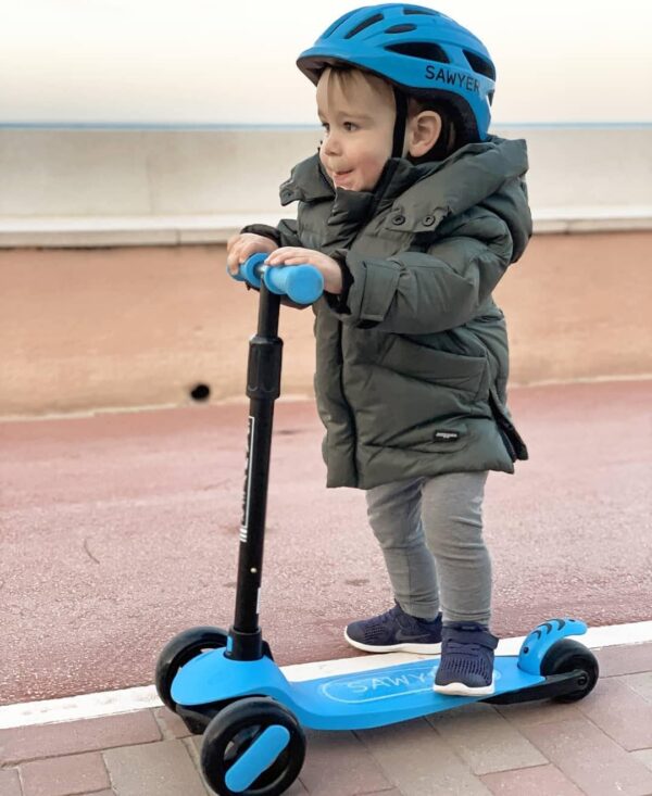 Sawyer Bikes. Patinete ajustable. Ruedas Led. Niños de 2 a 8 años.